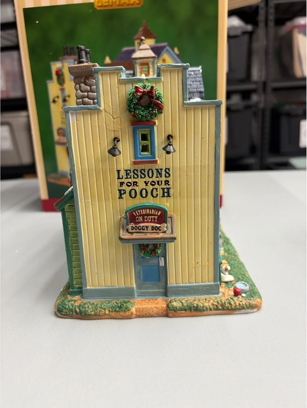 Lemax Christmas Village REX & SPOT'S DOGGY SCHOOL Porcelain Building NO LIGHT